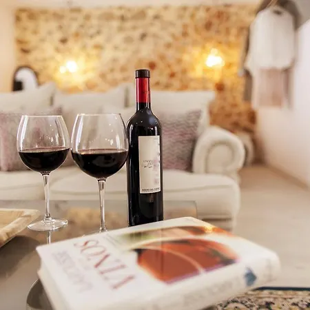 Total (adults Only) Marbella
