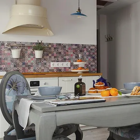 Total (adults Only) Apartment *
