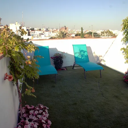 Total (adults Only) Apartment *
